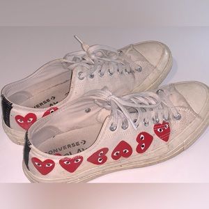 White Men’s Size 9 CDG x Chuck Taylor Multi Heart Converse Sneakers